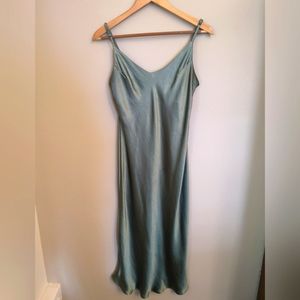 Oak +fort satin v neck midi slip dress